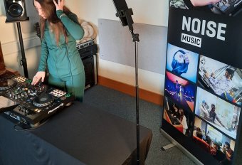 NOISE Music live in CONTACT Studio